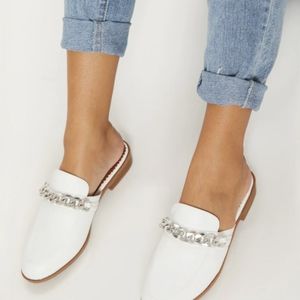 White Chain Detail Mule